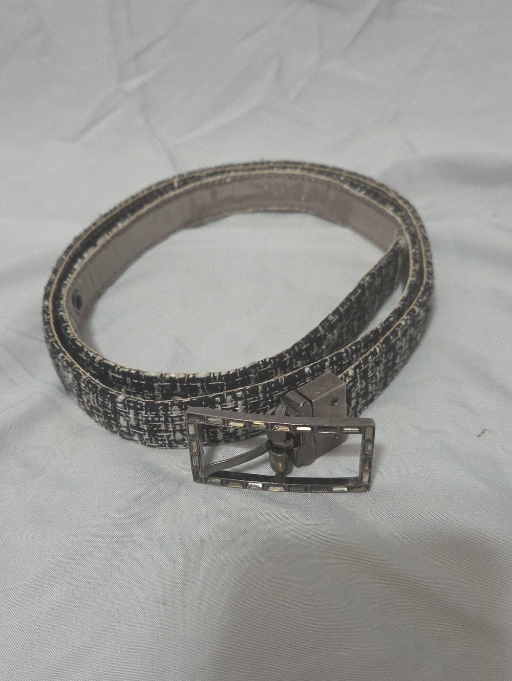 Textured Black & White Narrow Belt W/Metal Buckle, Waist Size 30-34